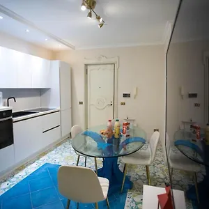 hause-naty-spaccanapoli.hotels-amalfi.com/
